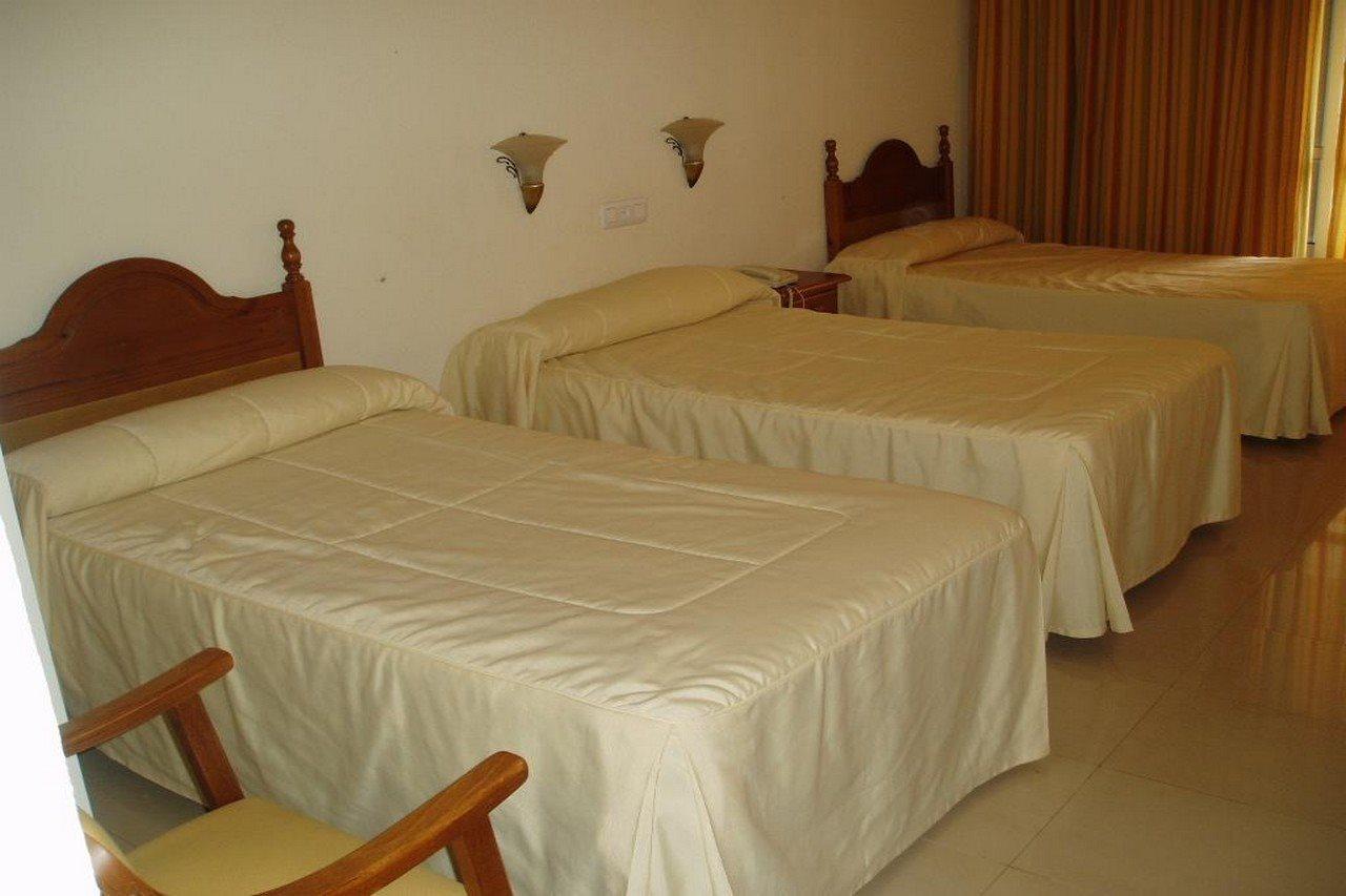 Hotel Manzanares Bagian luar foto