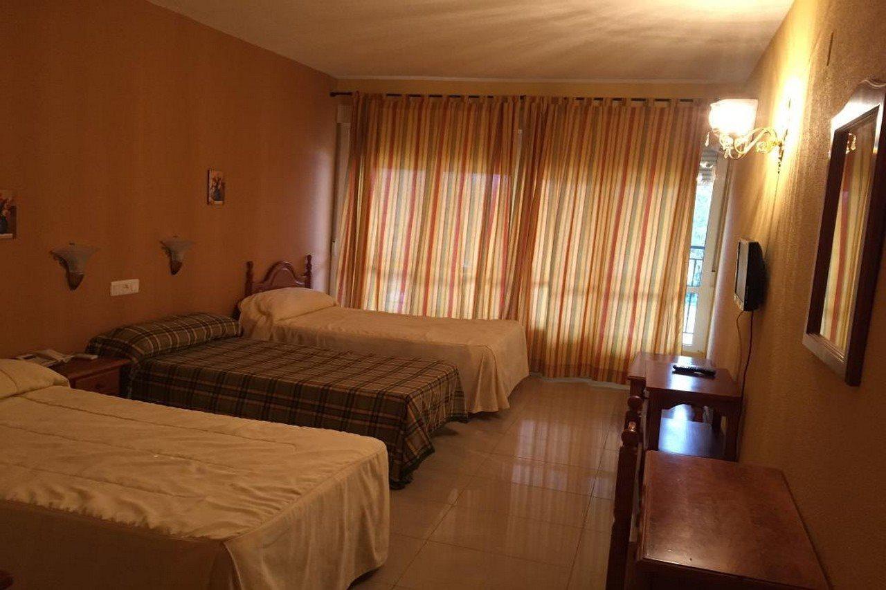 Hotel Manzanares Bagian luar foto